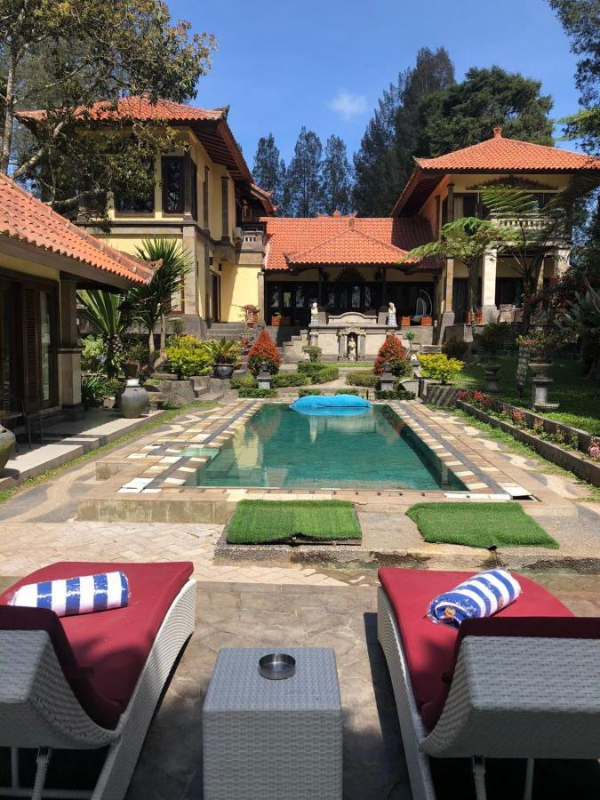 Balinese Villa In Берастагі Екстер'єр фото